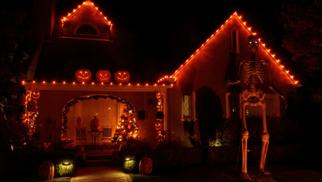 Outdoor Halloween Lighting