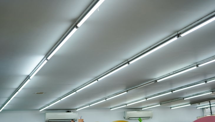 What Happens if You Put LED Bulbs in a Fluorescent Fixture?