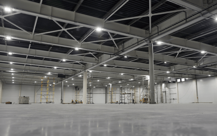 How To Choose The Best Light For Your Warehouse Or Factory